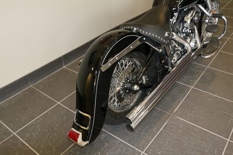 custom softail fenders