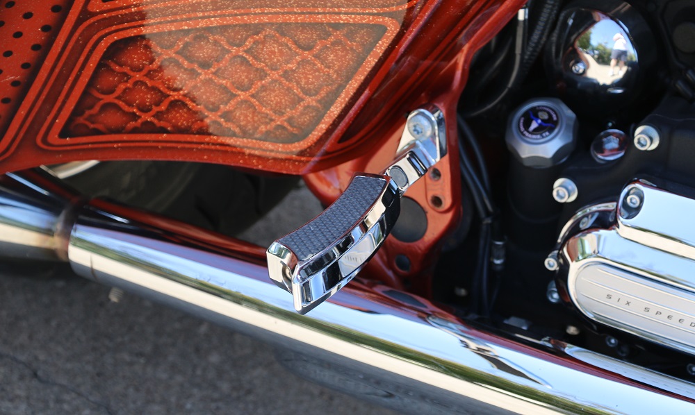 road glide passenger pegs